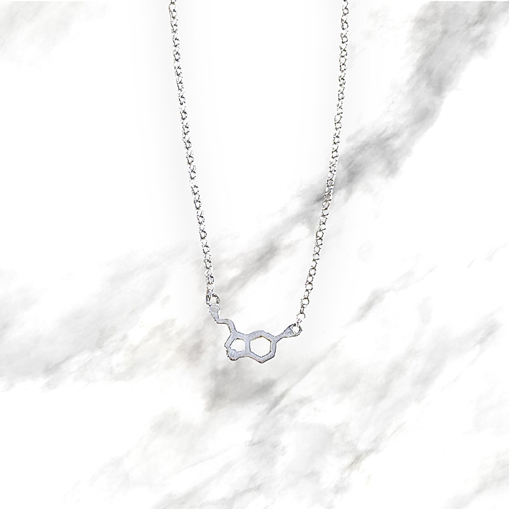 Collana argento con molecola della serotonina